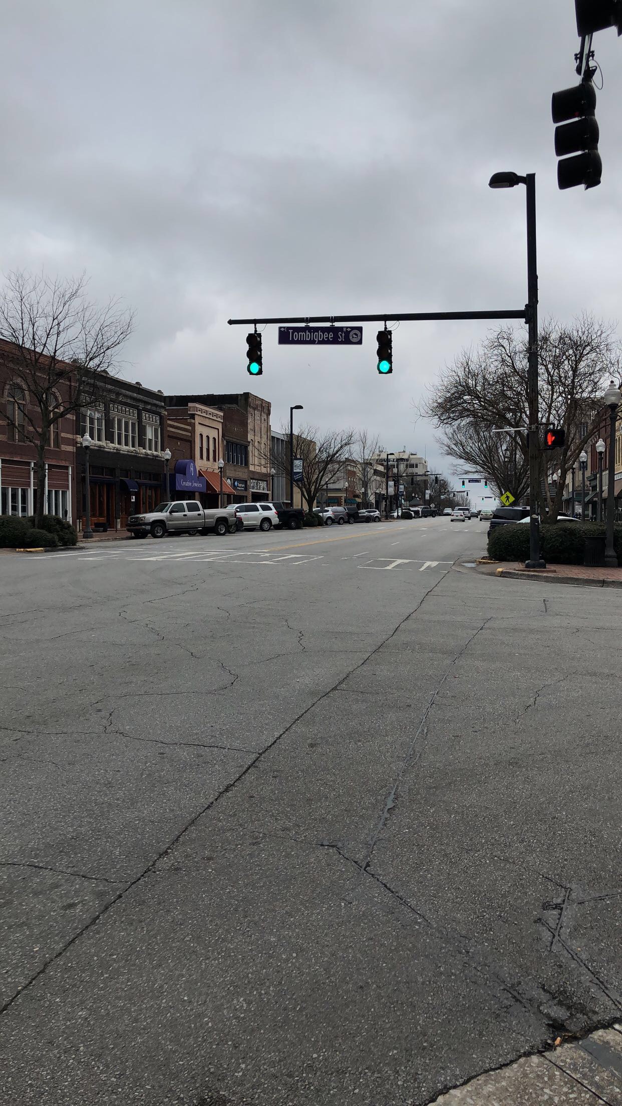 Court Street in downtown Florence, Alabama